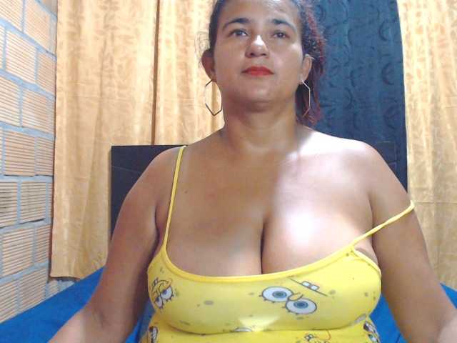 Fotogrāfijas isabellegree I am a very hot latina woman willing everything for you without limits love